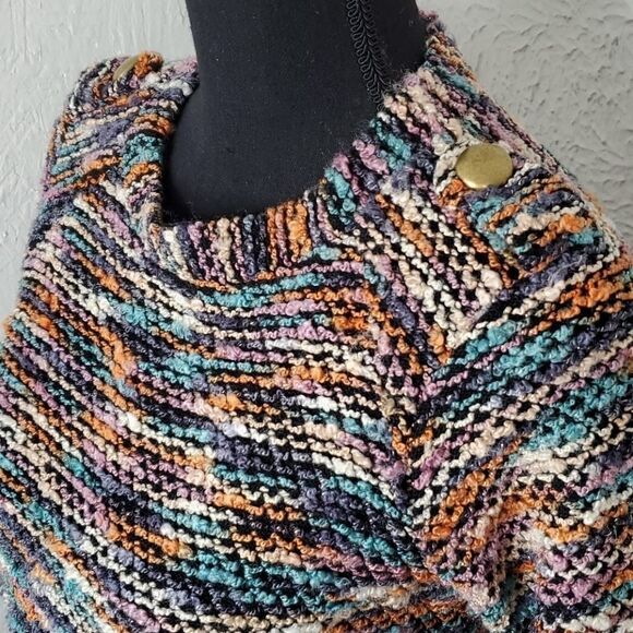 Mike Gonzalez | Jane Boucle Mid-waist Sweater - Picture 4 of 9